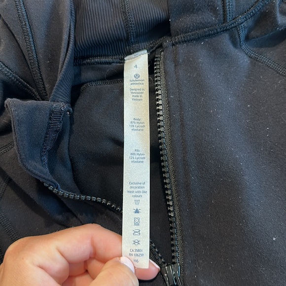 Lululemon Zip Up Hooded Sweater in Black Size 4 - Picture 5 of 5